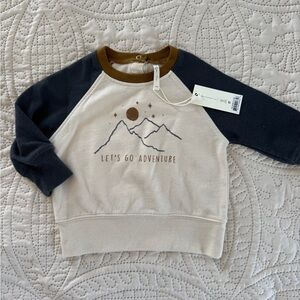 New Rylee + cru crewneck size 3 to 6 months